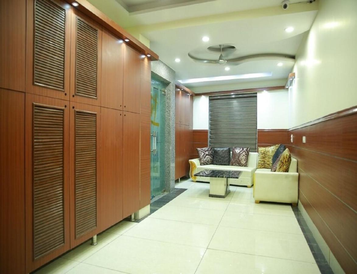 Hotel Kings, Rohtak Buitenkant foto